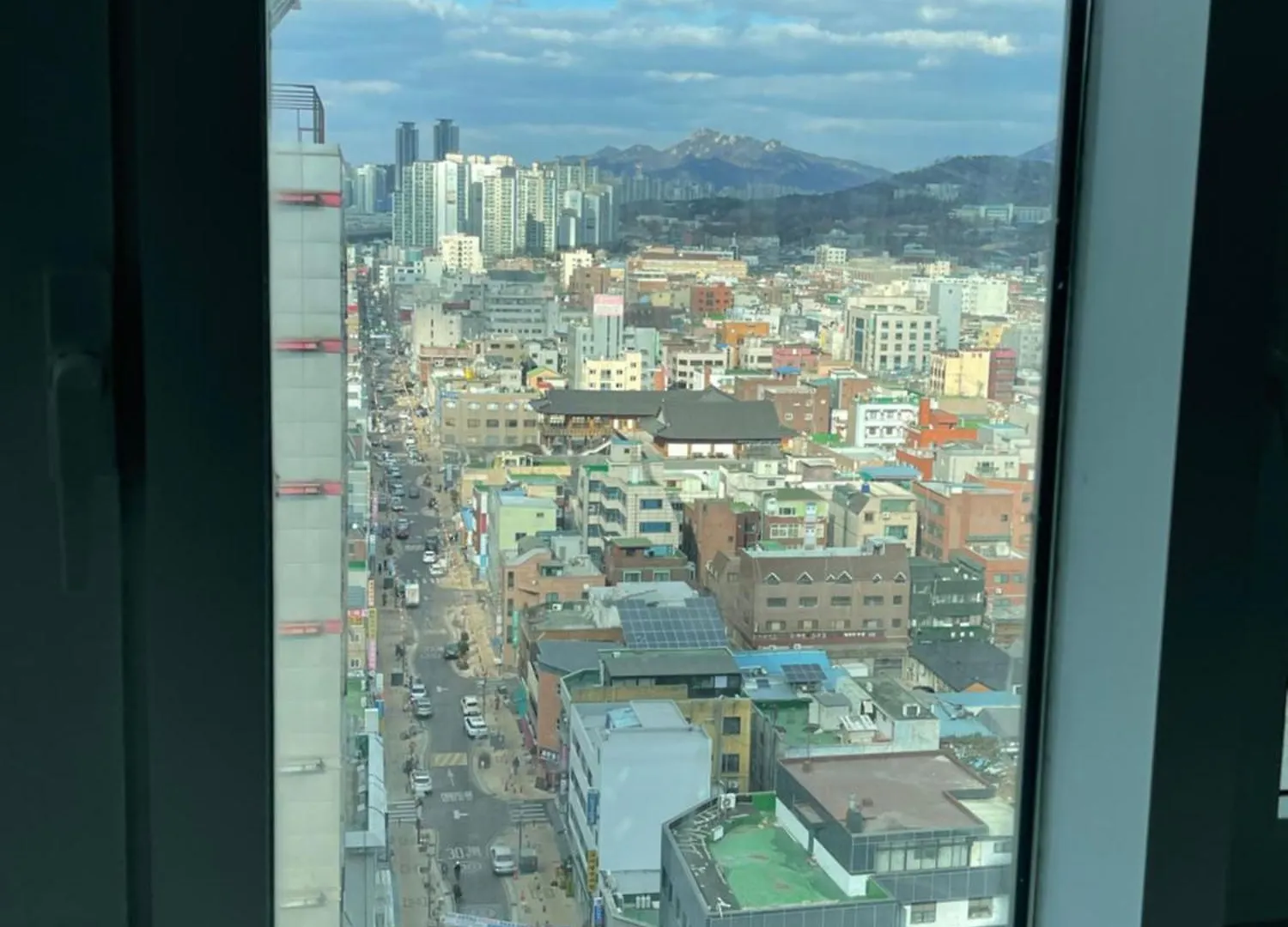 Jegi-Dong Station Exit 1, High-Rise Full Option Appartement Seoel